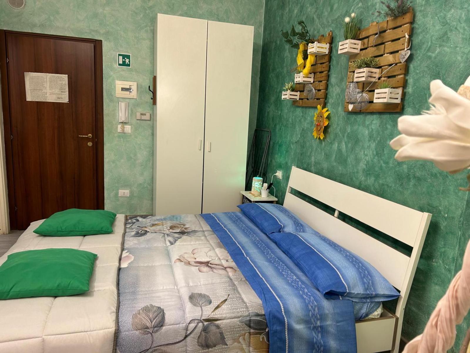 Suites Florence Pescara Bagian luar foto