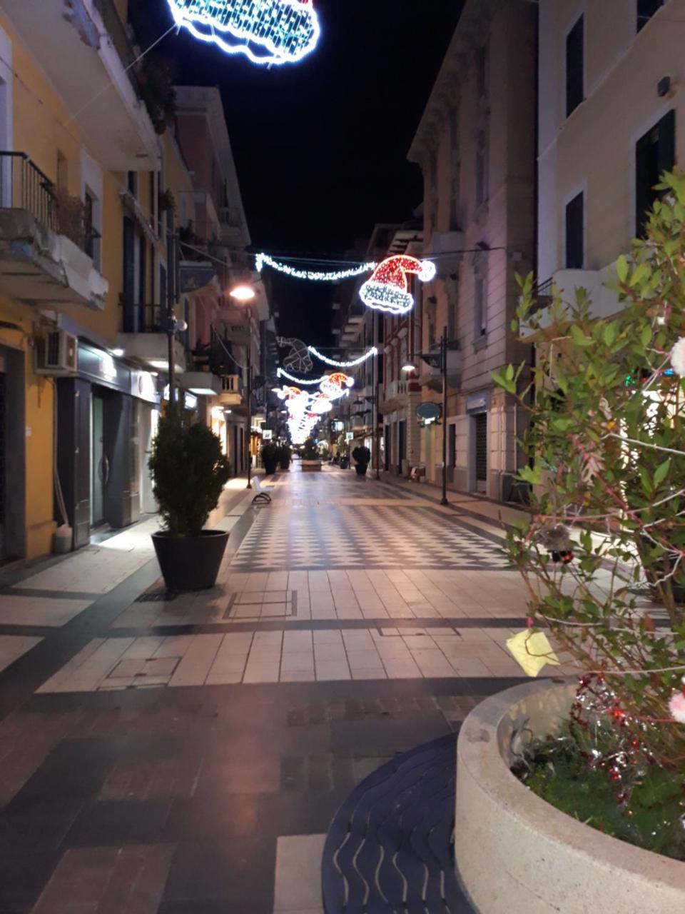 Suites Florence Pescara Bagian luar foto